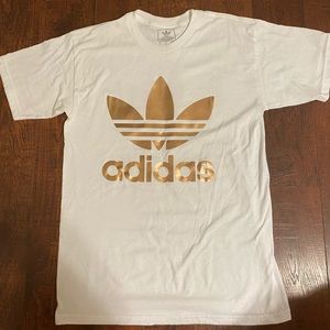 Adidas logo tee | Rose Gold
